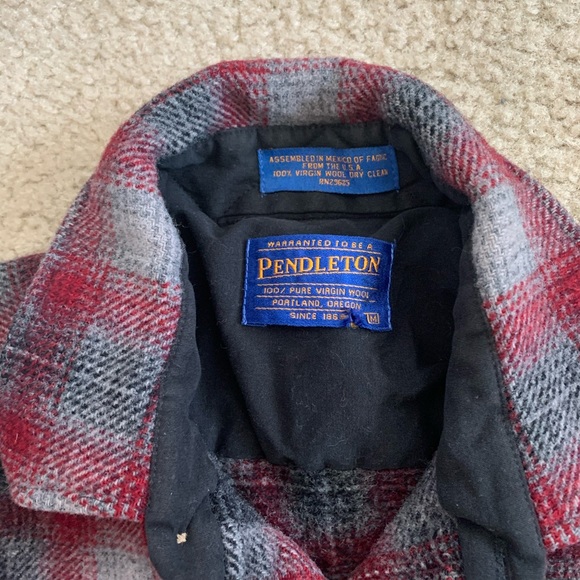 Men’s Pendleton - Picture 2 of 3